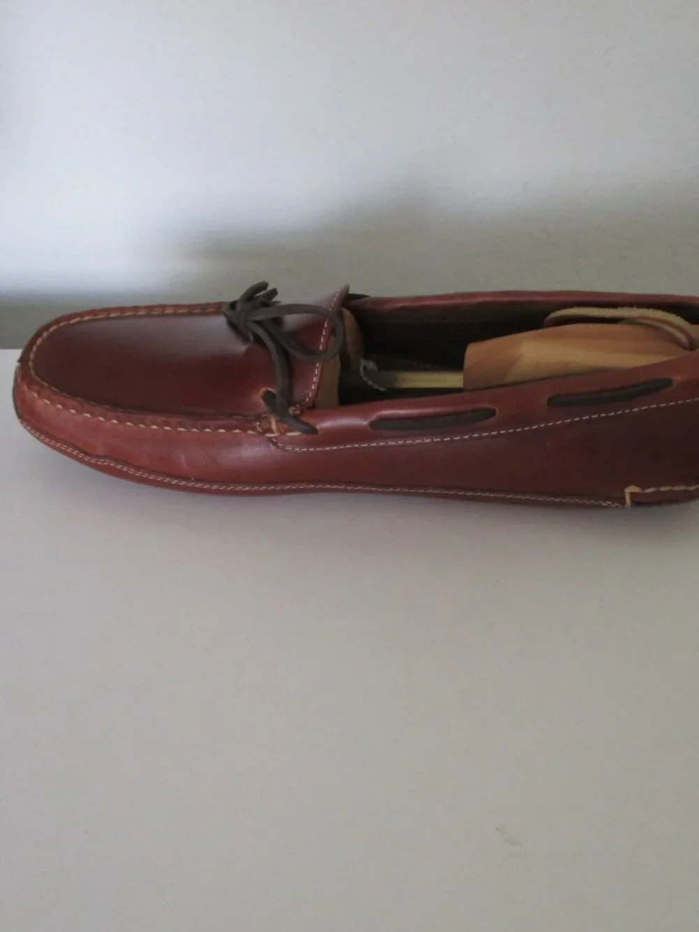 L.L. Bean Mens Cognac Leather Moccasin Slipper NWOB - Size 12M